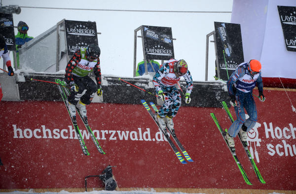 Audi FIS Ski Cross Weltcup: Chapuis (FRA) erneut Tagessieger auf dem Feldberg / Schneefall verhindert Frauen-Rennen  
